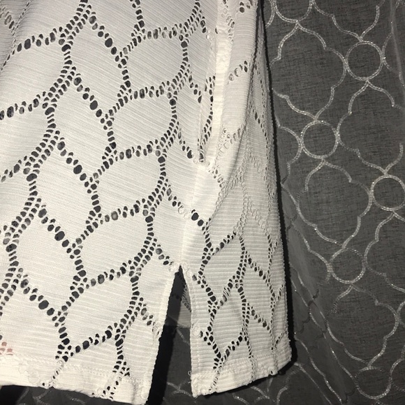 π π©± White Bathing-suit coverup - Picture 5 of 9